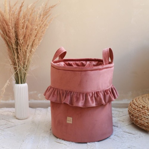 toy basket with frills