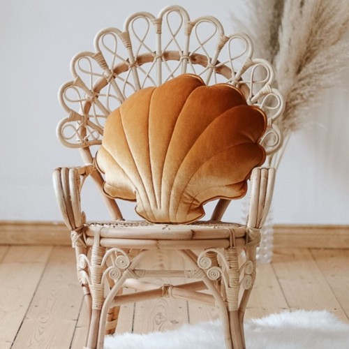 shell cushion velvet gold pearl