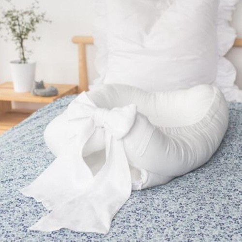 linen baby nest with bow