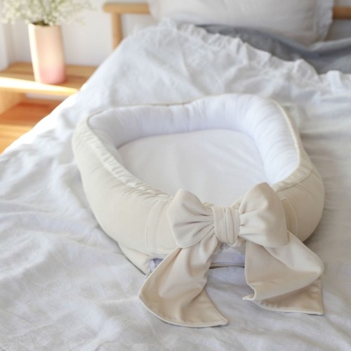 velvet baby nest with bow