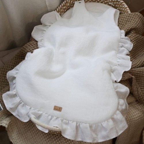sleeping bag with frills